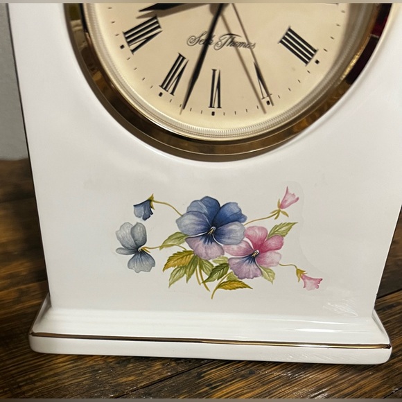 Vintage Seth Thomas Coventry Mantle Clock Ceramic Floral England Cottage 8.5” - Picture 7 of 11